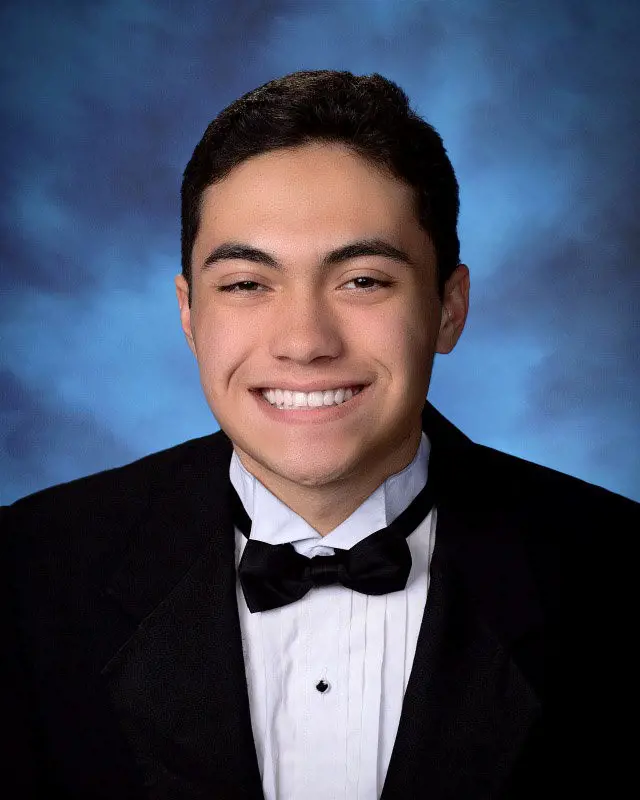 Warwick Valley High School Valedictorian Thomas Kanz Awarded Walden Savings Bank Scholarship